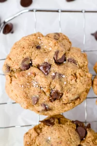 Date Sweetened Chocolate Chip Cookies