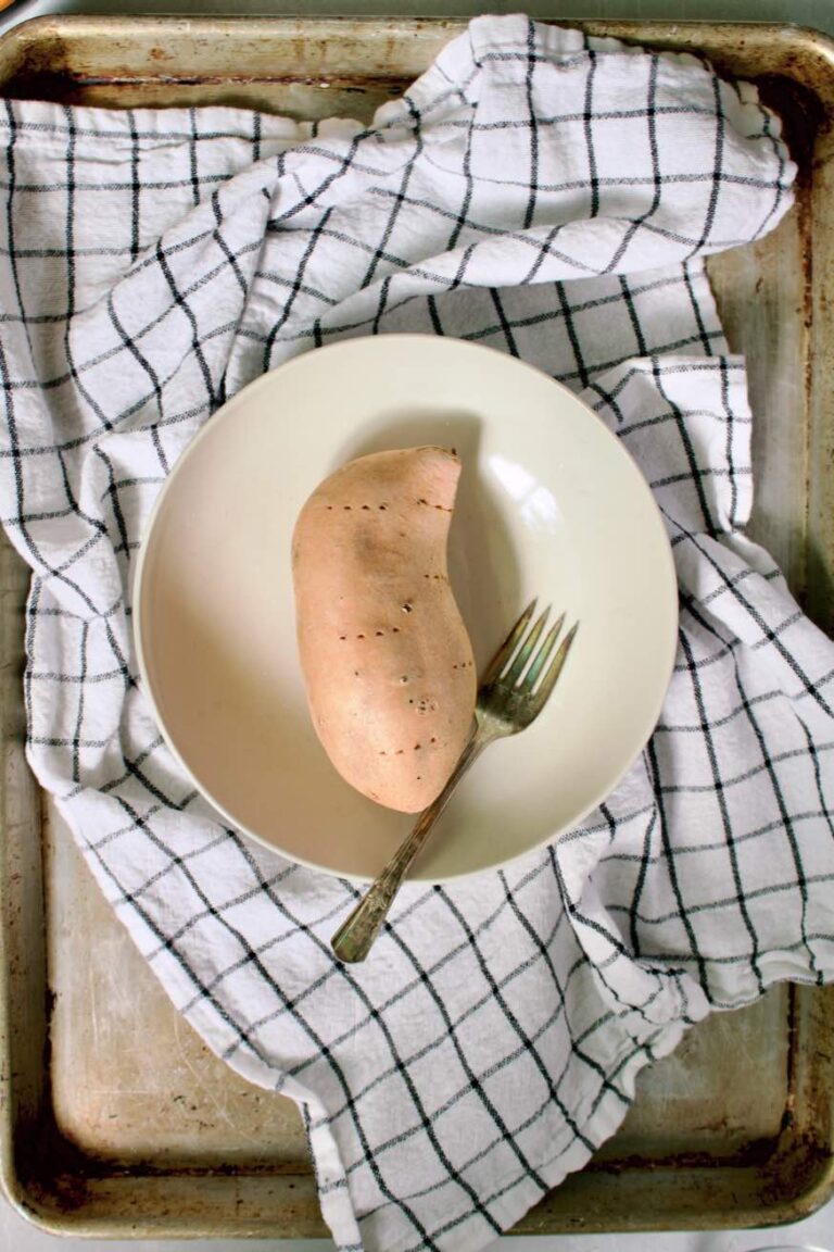 How To Cook a Sweet Potato in the Microwave