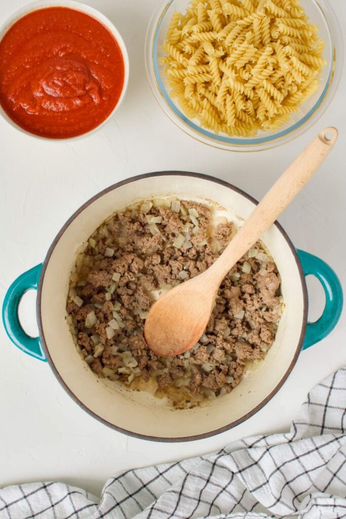 One Pot Pasta with Ground Turkey Meat Sauce