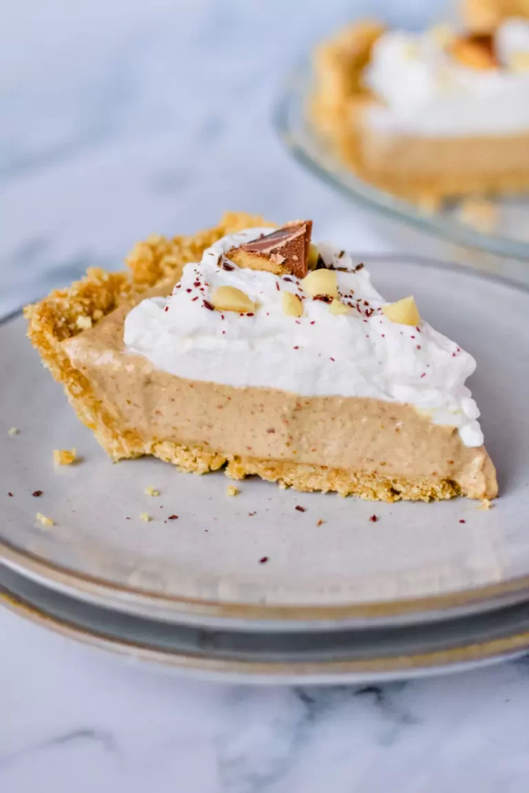 Healthy No-Bake Peanut Butter Pie