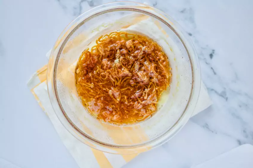 How to Fry Onions in the Microwave