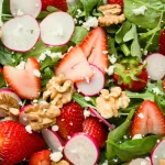 Strawberry Spinach and Arugula Salad